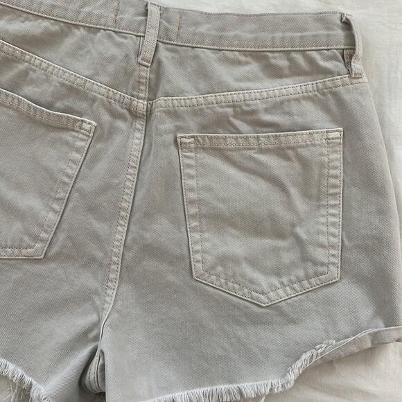 Free People We The Free Cut Off Raw Hem Denim Shorts Ivory High Rise Size 30 - Picture 10 of 10